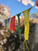 Pack de 3 Banderas Tibetanas de polyester.  (2,7 metros de longitud aprox).