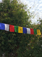 Mini Bandera Tibetana Premium 0002 - Seda Polyester - 76 cms  Longitud Aprox. - www.eltercerojo.cl