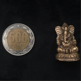 Miniatura de Ganesh Removedor de Obstáculos. Hecho Artesanalmente en Nepal (Tamaño 3 a 4 cms Aprox). - www.eltercerojo.cl