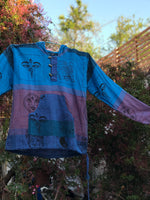 Polerón de algodón hecho en Nepal talla XL. Tela delgada. - www.eltercerojo.cl