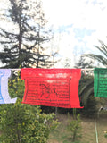 Bandera Tibetana de polyester.  (1 metro aprox de longitud aprox). Bandera de oración.