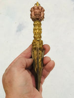Phurba o Kila Tallada Artesanalmente - Daga Tibetana de cobre y bronce • Valor especial con transferencia bancaria