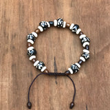 Pulsera h.u.e.s.o de Yak con símbolo Om.