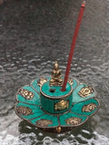 Porta Incienso color verde con forma de flor de loto (Ashta Mangala y Buda).