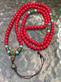 Mala o Japa Mala De Coral Rojo Hilado Por Artesanos De Nepal. - www.eltercerojo.cl