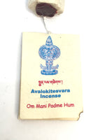 Bodhileaf Avalokiteshvara Incense (Om Mani Padme Hum). Eucaliptus - Contiene 19 varas de 2 horas aprox.  Hecho a mano en Nepal. - www.eltercerojo.cl