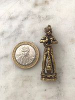 Mini Hanuman Deidad Hecho En Nepal.  Aleación Metálica "Brass".