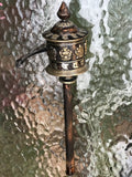 Rueda de Oracion (Om Mani Padme Hung y Ashta Mangala). 29 cms x 6 cms (RP024).