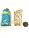 Incienso De Mecha Madera De Sándalo (Vajra Juniper-Berry Incense Dhupaya).  Contiene 33 unidades.   Hecho a mano en Nepal. - www.eltercerojo.cl