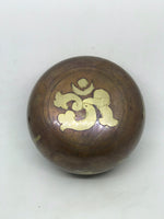 Cuenco (C024) Tipo Japonés Pequeño Hecho En Nepal  (baño de cobre).       ¡Carga audio del cuenco y escucha su sonido! - www.eltercerojo.cl