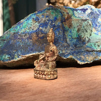 Mini Buda De La Medicina Hecho En Nepal.  Aleación Metálica "Brass". - www.eltercerojo.cl