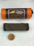 Incienso Tibetan Ancient Especias De Los Himalayas ( Himalayan Spice ). Contiene 30 varas de 1 hora aproximadamente.  Hecho a mano en Nepal.