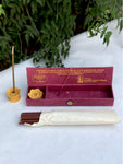 Incienso Dream con toques de raíces de Vetiver. Contiene 30 varas. - www.eltercerojo.cl
