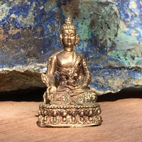 Mini Buda De La Medicina Hecho En Nepal.  Aleación Metálica "Brass". - www.eltercerojo.cl